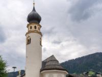 Blick zur barocken St. Michael Kirche aus dem 14.Jh